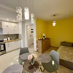 Lejlighed Przytulne Apartamenciki Tuz Przy Termach I Parku, Nieopodal Szlak Na Turbacz, Gpn, Kgp *